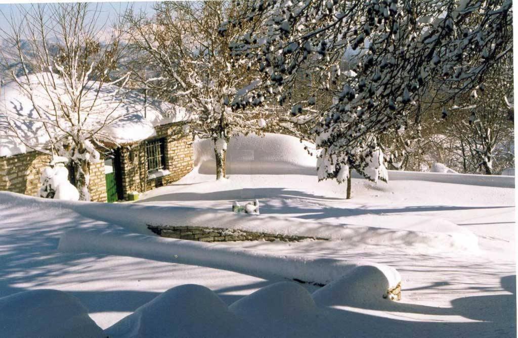 Mystic Lake Koukkouli Exterior photo